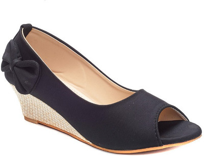

Dolphin Miles Women Black Wedges