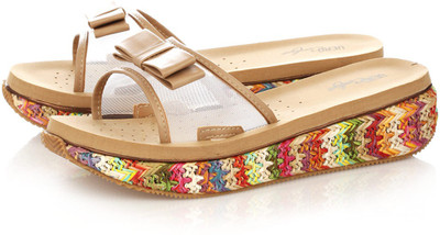 

Vero Couture Women Brown-Multi Wedges