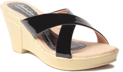 

MSC Women Black Wedges