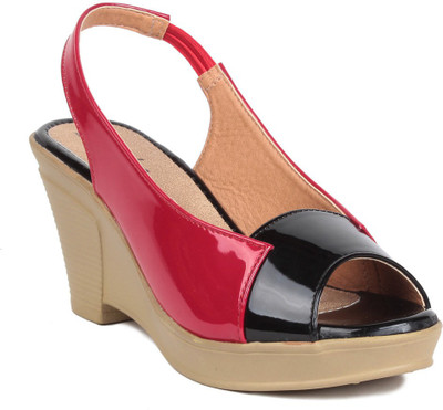

MSC Women Red Wedges