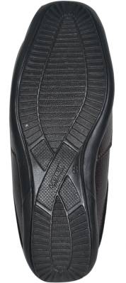 Strive Men Black Sandals