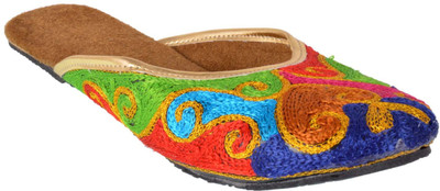 

DFR Women 34,Maroon Flats