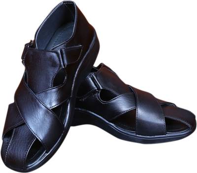 Graceful Men Brown Sandals