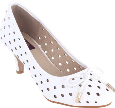 

Shuz Touch Women WHITE Bellies