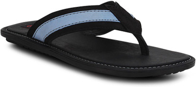 

Get Glamr Men Grey Casual