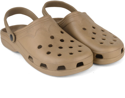 

Footista Men Brown Clogs