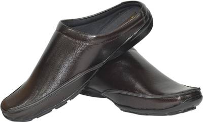 Strive Men Tan Sandals
