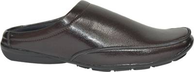Strive Men Tan Sandals