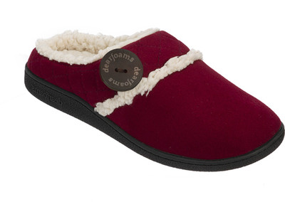 

Dearfoams Women Red Clogs