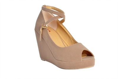 

Shuberry Women Khaki Wedges