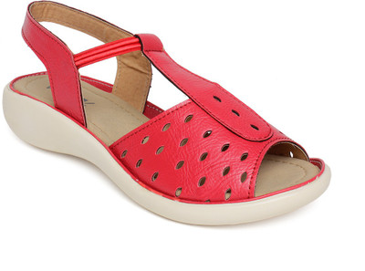 

Vendoz Women Red Flats