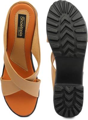 Shoetopia Women Cream Heels