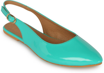 Flora Women 16, Green Flats