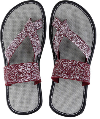 

Tripssy Men Light Grey Sandals