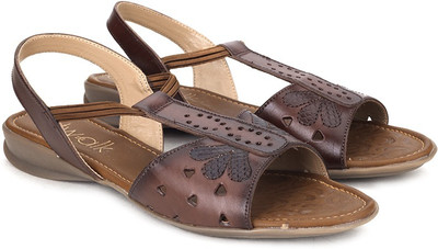 

Catwalk Women BROWN Flats