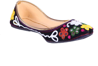 

Royal Collection Women Multi Sandals