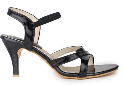 Shoetopia Women White Heels