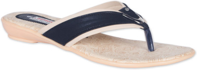 

Pipilika Women Black Flats