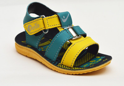 

Steelwood Boys Sports Sandals(Black