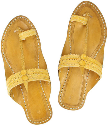 

eKolhapuri Women Yellow Flats