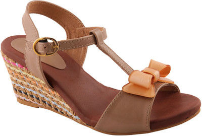 

Adorn Women Beige, Brown Wedges