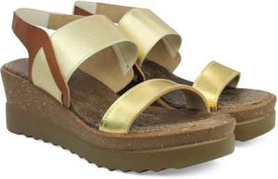 

Inc.5 Women GOLD Wedges