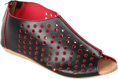 

Jade Women Black Flats