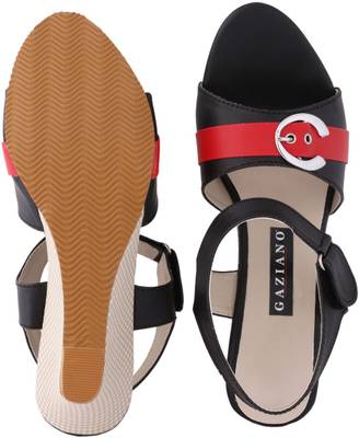 Gaziano Women Beige Heels