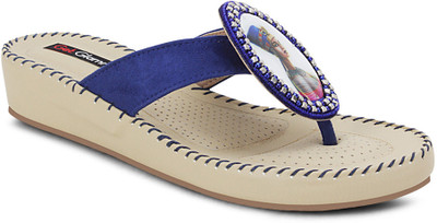 

Get Glamr Girls Wedges(Blue
