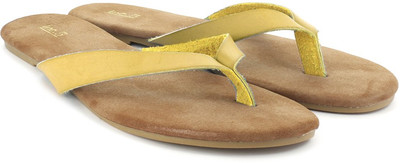 

Inc.5 Women Yellow Flats