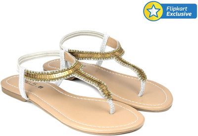 

Inc.5 Women SILVER Flats