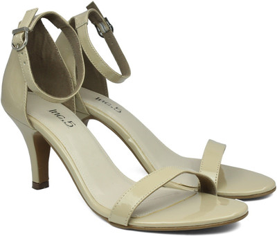 

Inc.5 Women BEIGE Heels