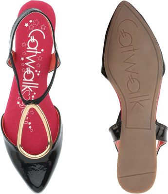 

Catwalk Women GOLD Flats