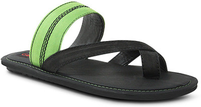 

Get Glamr Men Green Casual