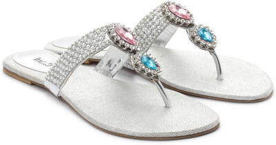 

Inc.5 Women Silver Flats