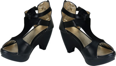 

Rare Women Black Wedges