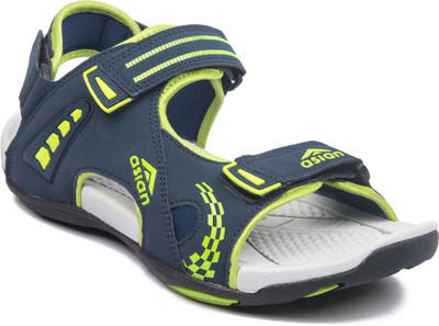 

Asian Men NAVY Sandals