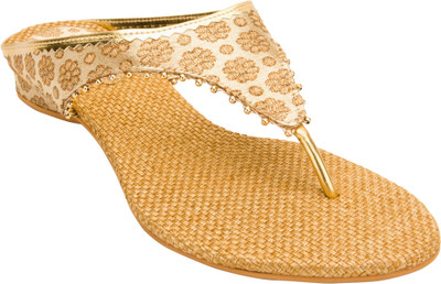 

Footrendz Women Golden; beige Flats