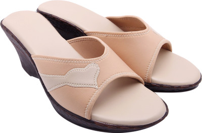 

Royal Collection Women Beige Wedges
