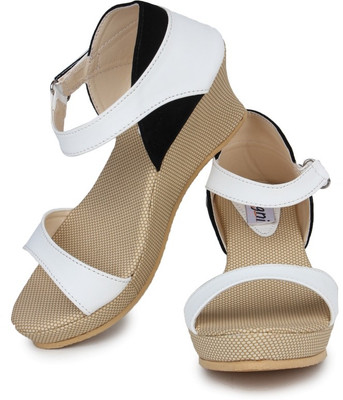 

Digni Women White Wedges