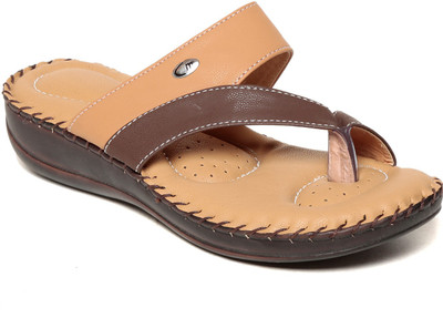 

Adorn Women Beige Flats