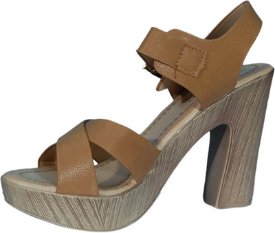 

Anahi Girls Sports Sandals(Brown