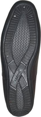 Strive Men Black Sandals