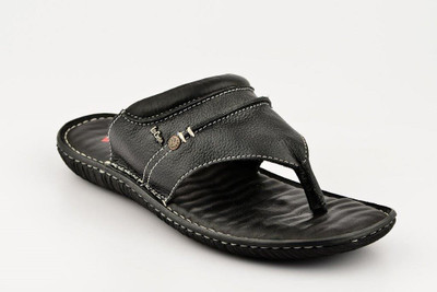 

Lee Cooper Men Black Casual