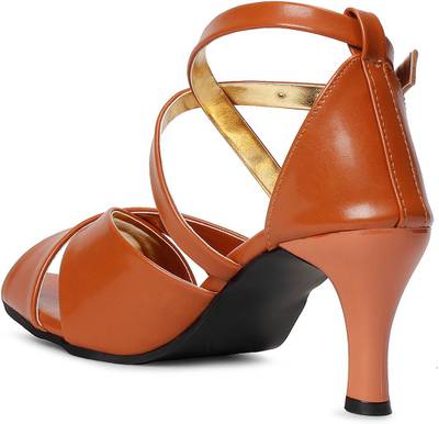 Meriggiare Women Tan Heels