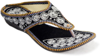 

Myra Women Silver Flats