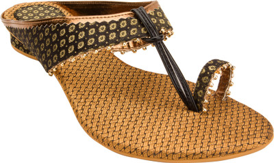 

Footrendz Women Black::Copper; golden Flats
