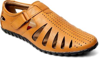 Peponi Men Beige Sandals