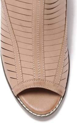 Roadster Women Grey Heels