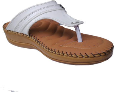 

1 Walk Women White Flats